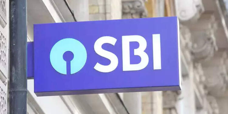 SBI New Rule: एसबीआय ग्राहकांनी इकडे लक्ष द्या! बँकेने बदलला हा मोठा नियम, तुमचे व्यवहार थांबू शकतात