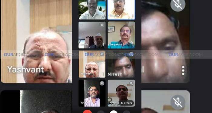 पत्रकारांच्या विधायक कामाने पत्रकारांविषयी समाजाच्या दृष्टीकोनात बदल होत आहे, जिल्हा प्रसिद्धी प्रमुखांच्या ऑनलाईन बैठकीत मुख्य विश्वस्त एस.एम.देशमुख यांचे प्रतिपादन