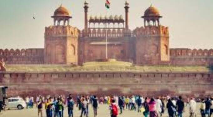 लाल किल्ल्याच्या सुरक्षेसाठी 'कंटेनरची भिंत';