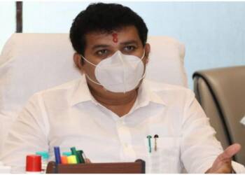 त्या महिलेच्या आरोपानंतर माजी वनमंत्री संजय राठोड यांनी सोडलं मौन