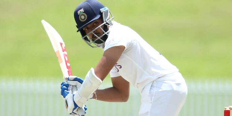 पृथ्वी शॉ इंग्लंडला पोहोचला, या 3 खेळाडूंचे टेन्शन वाढले, टीममध्ये परतण्याची शक्यता