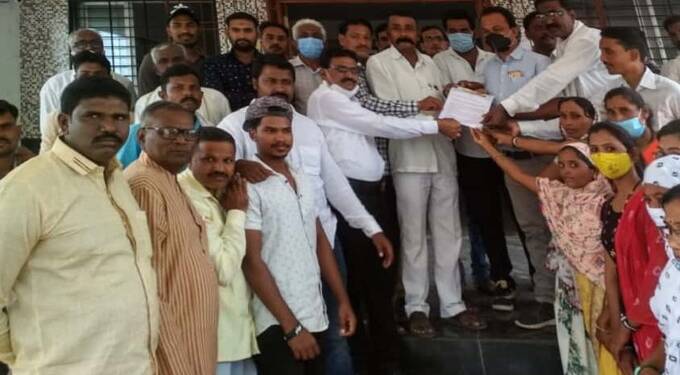 महापुरामुळे विस्थापीत झालेल्या शेतकऱ्यांना  तातडीने मदत देण्याची वंचीत बहुजन आघाडीची मागणी