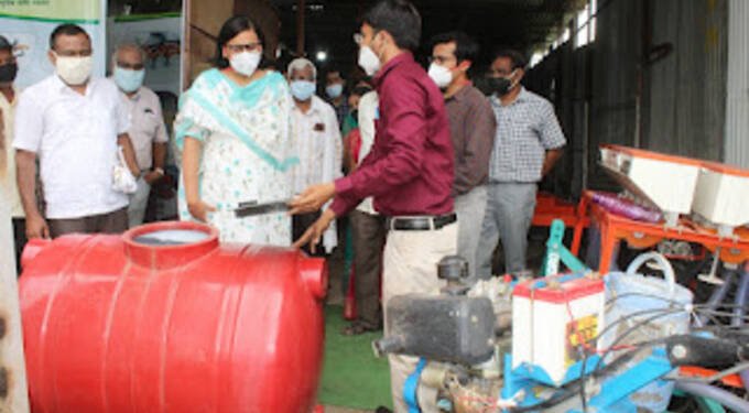नाविन्_यपुर्ण व्_यवसाय संकल्_पना