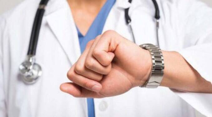 मृत्यू झाल्यास डॉक्टरचे निलंबन