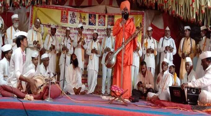 नंदुरबार जवळील जामदे गावामध्ये चालू कीर्तनात हभप ताजोद्दिन महाराज शेख यांचे देहावसान!