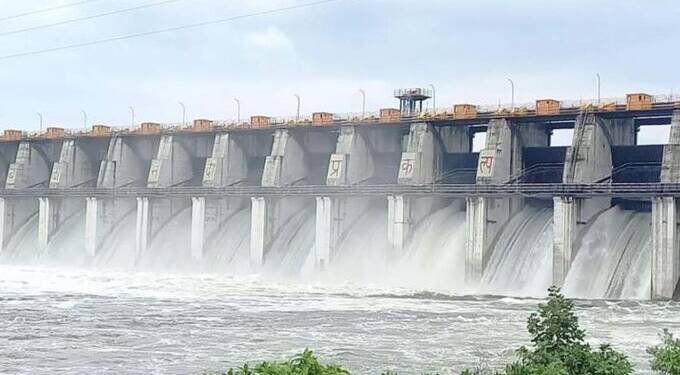 यवतमाळ जिल्हा पाऊस अपडेट : अरुणावतीचे पाच तर बेंबळा धरणाचे १६ दरवाजे उघडले