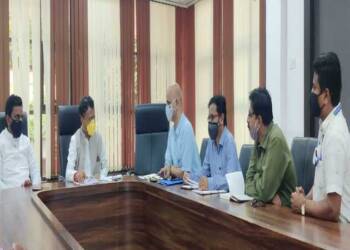 अन्न व औषध प्रशासन मंत्री