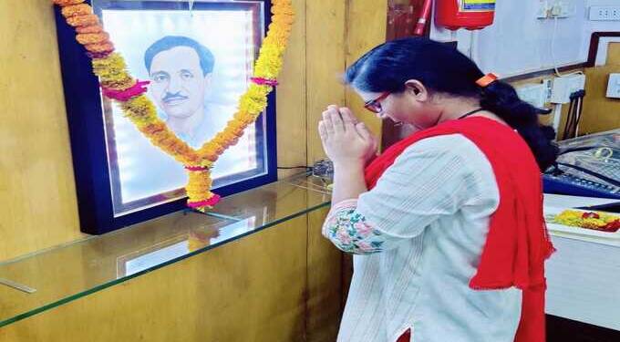 पंडीत दीनदयाळ उपाध्याय यांना जयंतीनिमित्त अभिवादन