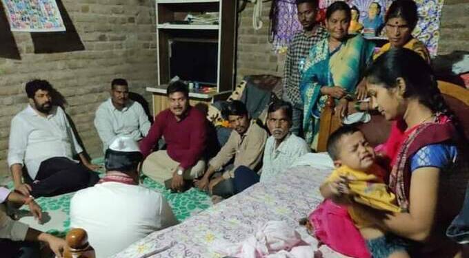 निलेश धांडे यांचे स्मारक-पालकमंत्री ना. बच्चू कडू