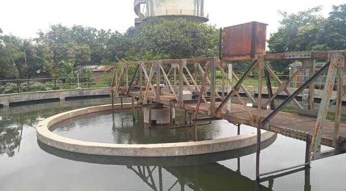 ऐन सणासुदीच्या काळात हिवरखेडचा पाणी पुरवठा बंद..जबाबदार कोण!