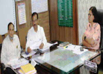 विधान परिषद स्थानिक प्राधिकारी मतदार संघ निवडणूक-२०२१: निवडणूक निर्भिड व पारदर्शकपणे पार पाडा- जिल्हाधिकारी निमा अरोरा यांचे निर्देश