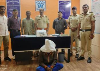 ब्रेकिंग – अकोला जिल्ह्यात संवेदनशील वातावरणात ठाणेदार फड यांची दबंग फडगिरी एकास देशी कट्ट्यासह अटक