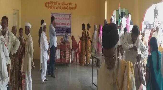 बोर्डी येथे भव्य नेत्रतपासणी व मोफत मोतिबिंदू शिबीर संपन्न