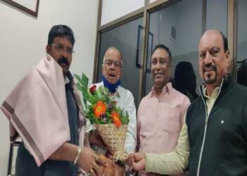 ज्येष्ठ नागरिकांच्या तक्रारीची पालकमंत्री कार्यालयाकडून तात्काळ दखल; विनाविलंब रस्ता दुरुस्ती
