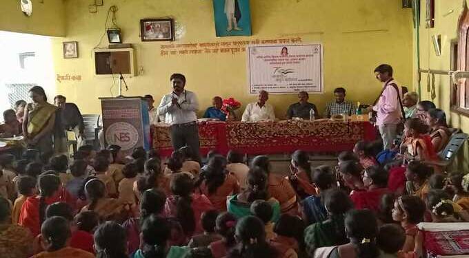 स्वातंत्र्यच्या अमृत महोस्तवी वर्षा निमित्त नागास्वामी स्कूल बोर्डी येथे सावित्रीबाई जयंती साजरी….