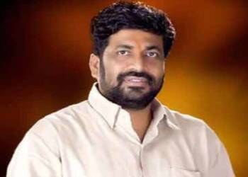 प्रजासत्ताक दिनानिमित्त मुख्य शासकीय समारंभात पालकमंत्री ना. बच्चू कडू यांच्या हस्ते ध्वजारोहण