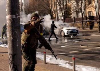 рдпреБрдХреНрд░реЗрди-рдкреЛрд▓рдВрдб рд╕реАрдореЗрд╡рд░ рднрд╛рд░рддреАрдп рд╡рд┐рджреНрдпрд╛рд░реНрдереНрдпрд╛рдВрдирд╛ рдорд╛рд░рд╣рд╛рдг