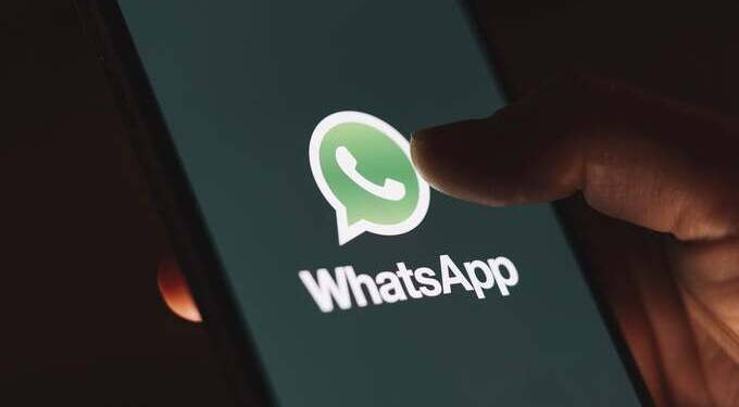 whatsapp-logo