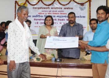 दिव्यांगांचे आर्थिक सक्षमीकरण व्हावे-पालकमंत्री ना.ओमप्रकाश उर्फ बच्चू कडू