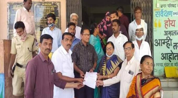 न. प. प्रशासनाकडून पाणीपुरवठा अनियमित शहर काँग्रेस कमिटी आक्रमक