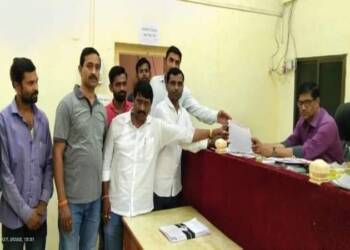 आकोट ग्रामीण रुग्नालयाचे ग्रहन सोडवा मनसेची मागणी