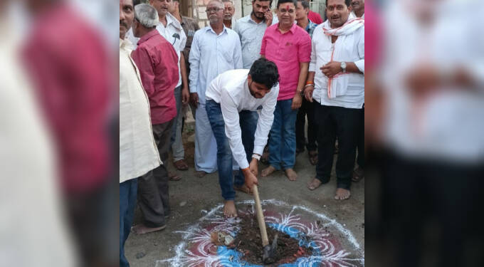 बोर्डी येथे अंतर्गत रस्त्याचे प्रहार प्रदेशाध्यक्ष अनिल गावंडे यांच्या हस्ते भूमिपूजन ….!