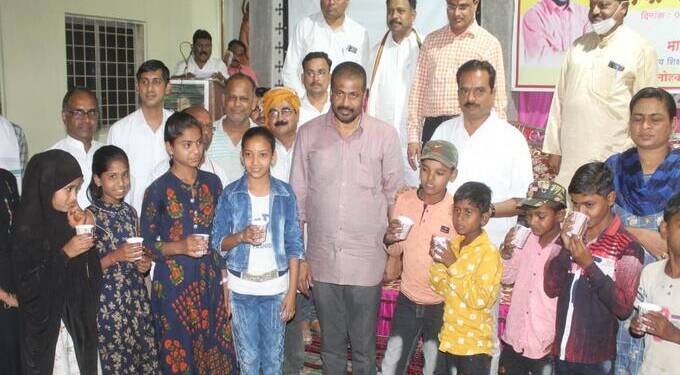 सत्यसाई अन्नपूर्णा संस्थेचा उपक्रम: पौष्टिक शालेय पोषण आहार मुलांच्या सर्वांगिण विकासासाठी आवश्यक- पालकमंत्री बच्चू कडू