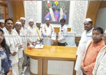 विठ्ठल मंदिर समितीचे कोट्यावधी रूपये वाचवण्यासाठी महाराष्ट्रातील वारकऱ्यांना निस्वार्थ सेवेची संधी द्यावी – विश्व वारकरी सेना