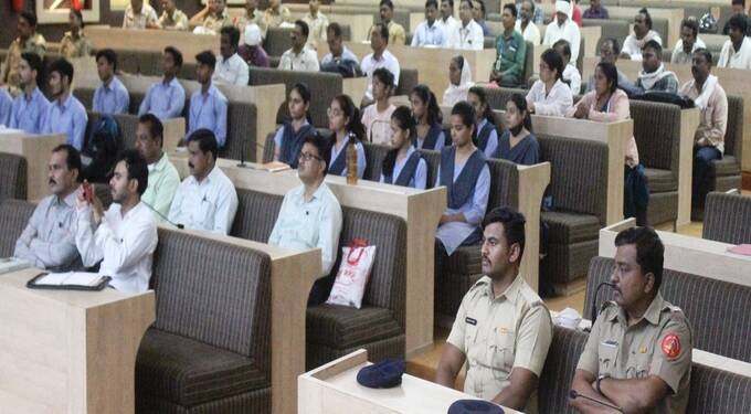 आपत्ती व्यवस्थापन प्रशिक्षण स्वयंसुरक्षा, बचाव व मदतीचे धडे सगळ्यांना आवश्यक- जिल्हाधिकारी अरोरा