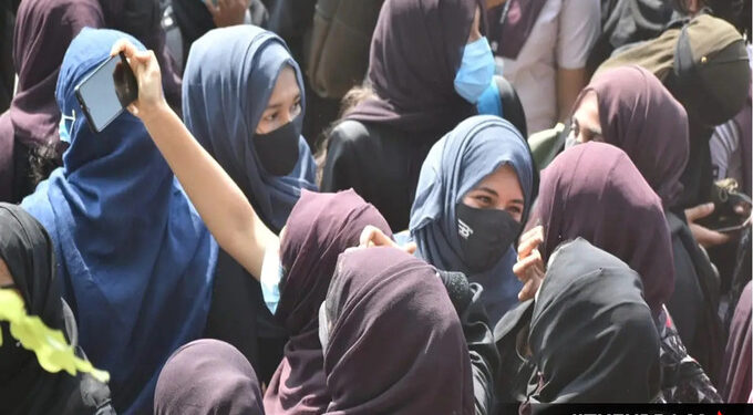 hijab-row