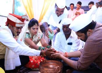 कन्यादान आणि हळवे पालकमंत्री