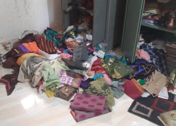 рддреЗрд▓реНрд╣рд╛рд░рд╛- рдореБрдЦреНрдп рд░рд╕реНрддрд╛ рдмрдБрдХрд╛ рддреНрдпрд╛рдд рдорд╛рдЬреА рд╕рднрд╛рдкрддреА рдпрд╛рдВрдЪреНрдпрд╛ рдШрд░реА рдЪреЛрд░реА, рддрдХреНрд░рд╛рд░ рджрд╛рдЦрд▓!