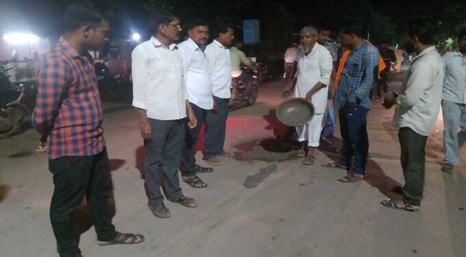 तेल्हारा- जे प्रशासनाने केले नाही ते सामान्य नागरिकांनी लोकवर्गणीतून केले, न प साठी लाजिरवाणी बाब!