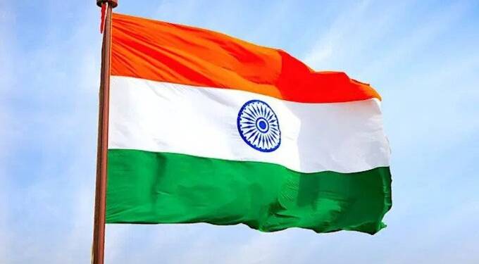 विशेष लेख : आपला राष्ट्रध्वज तिरंगा