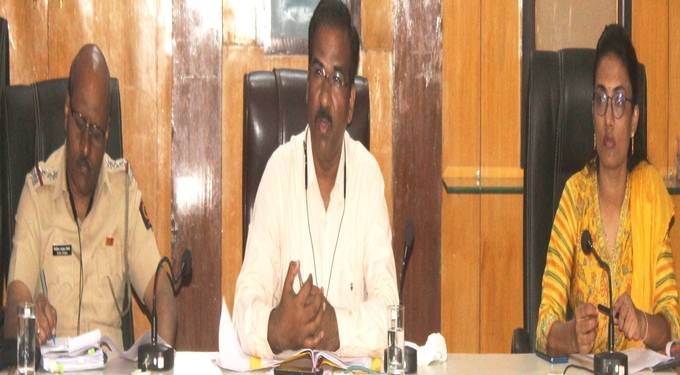 स्वातंत्र्याचा अमृत महोत्सव: ‘हर घर तिरंगा’ मोहिम यशस्वी करण्यासाठी जनजागृतीवर भर द्या -निवासी उपजिल्हाधिकारी संजय खडसे