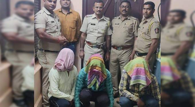अकोट ग्रामिण पोलीसांची फसवणुक करणा- या ठगसेन व त्याचे साथीदारावर कारवाई, १,६१,००० रू मुद्देमाल ताब्यात घेण्यात आला