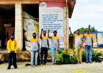 पातुरच्या स्मशानभूमीत फडकला तिरंगा; अभ्युदय फाउंडेशनचा अभिनव देशभक्ती उपक्रम