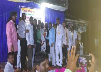 वाडेगाव येथे तंटामुक्त अध्यक्ष व सोसायटीच्या पदाधिकाऱ्यांचा नागरिक सत्कार