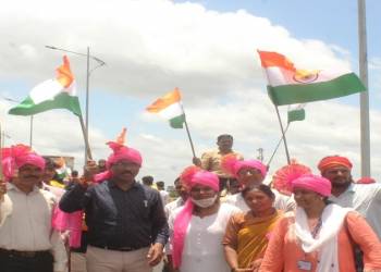 घरोघरी तिरंगाः अश्वारुढ स्वारांनी केली जनजागृती