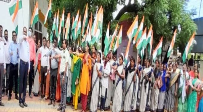 घरोघरी तिरंगा : आरोग्य विभागातर्फे जनजागृती रॅली