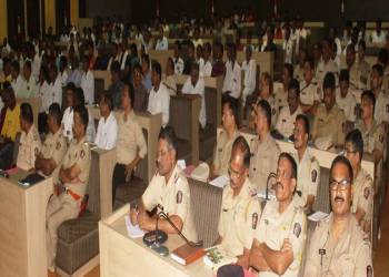 प्रशासन आणि सार्वजनिक मंडळांची बैठक गणेशोत्सवः सद्भाव, सुरक्षा आणि सामंजस्याचा