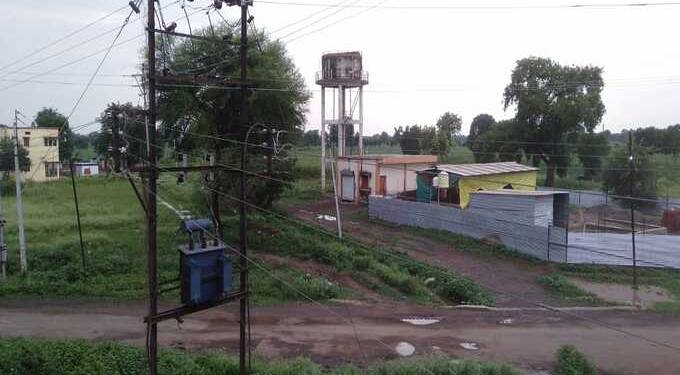 धरण उशासी मात्र कोरड घशाशी! घोडेगावात मागील पाच वर्षापासून शेकडो लोक किडनीच्या आजाराने दगावले