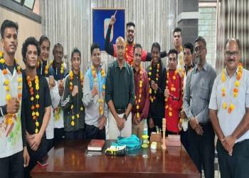 क्रीडा उपसंचालक भेट