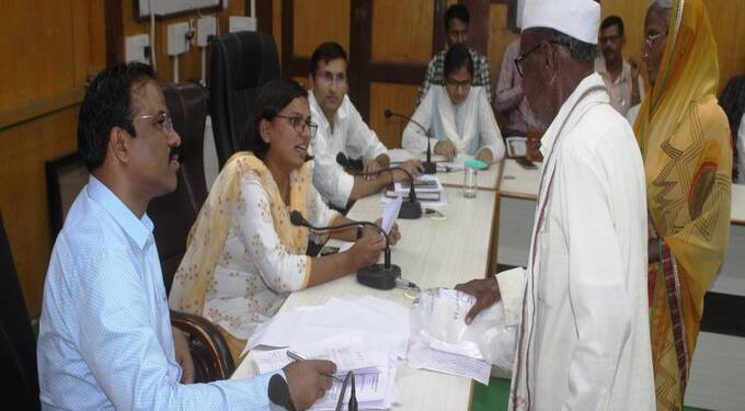 लोकशाही दिन