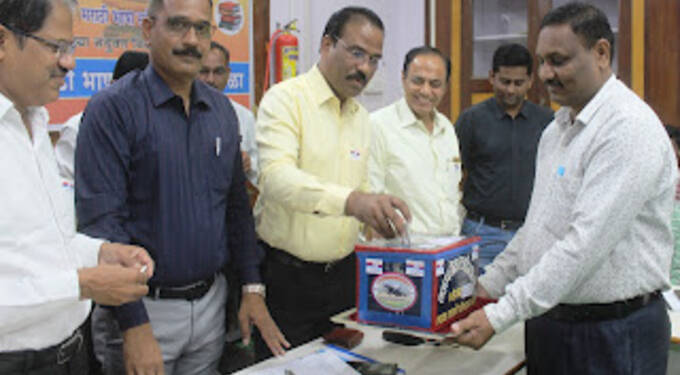 ध्वजनिधी