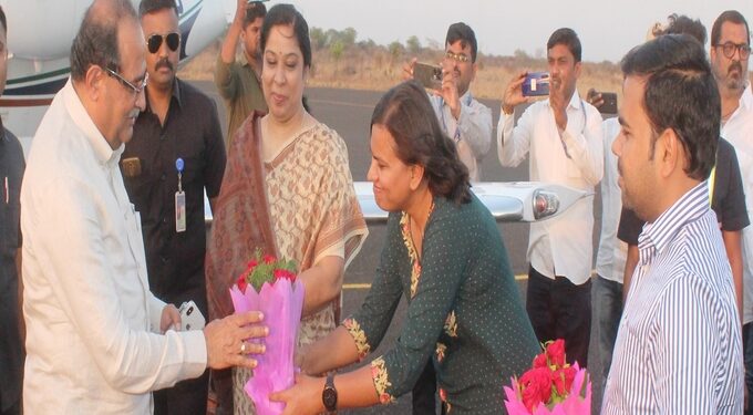 विमानतळ स्वागत २