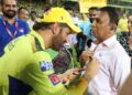 IPL 2023 : ऑटोग्राफ प्‍लीज..! गावस्कर झाले धोनीचे फॅन