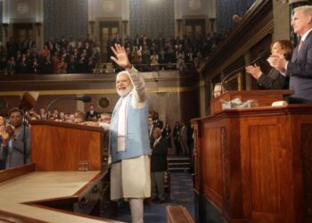 १५ वेळा स्टँडिंग ओवेशन, ७९ वेळा टाळ्यांचा कडकडाट, पीएम मोदींच्या भाषणाने US संसद दणाणली