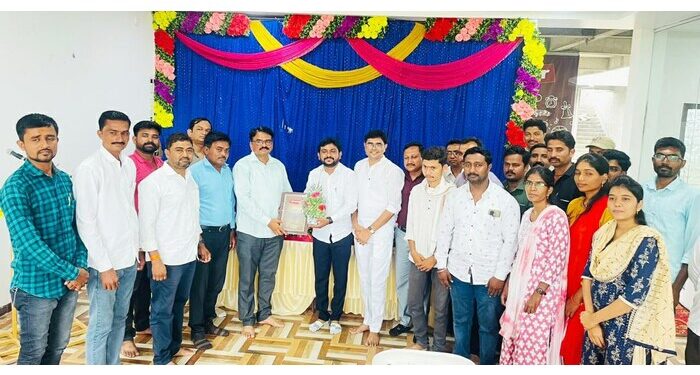 उपकार्यकारी अभियंता संतोष खुमकर यांचा सत्कार तांत्रिक कामगार युनियन व विविध संघटनाचा पुढाकार