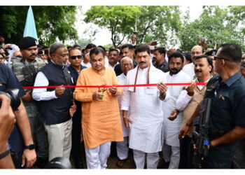 डॉ. पंजाबराव देशमुख कृषी विद्यापीठात ‘शिवार फेरी’ चा शुभारंभ